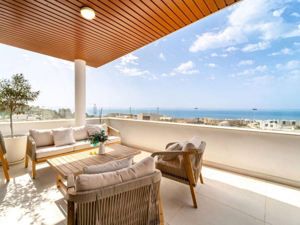 El Higueron West luxury 3 bedroom apartment for sale