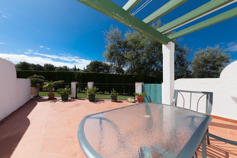 Lomas de Cabopino terrace