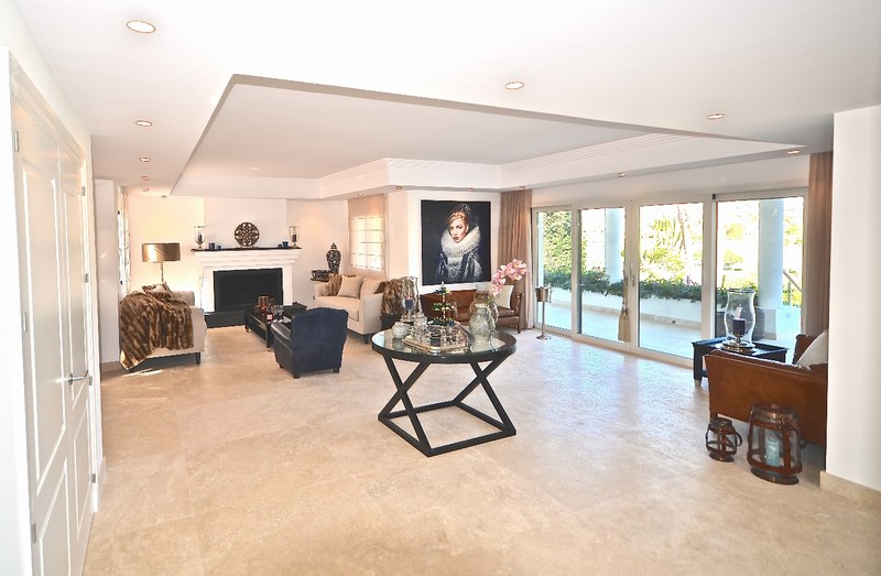 Los Naranjos villa sitting room