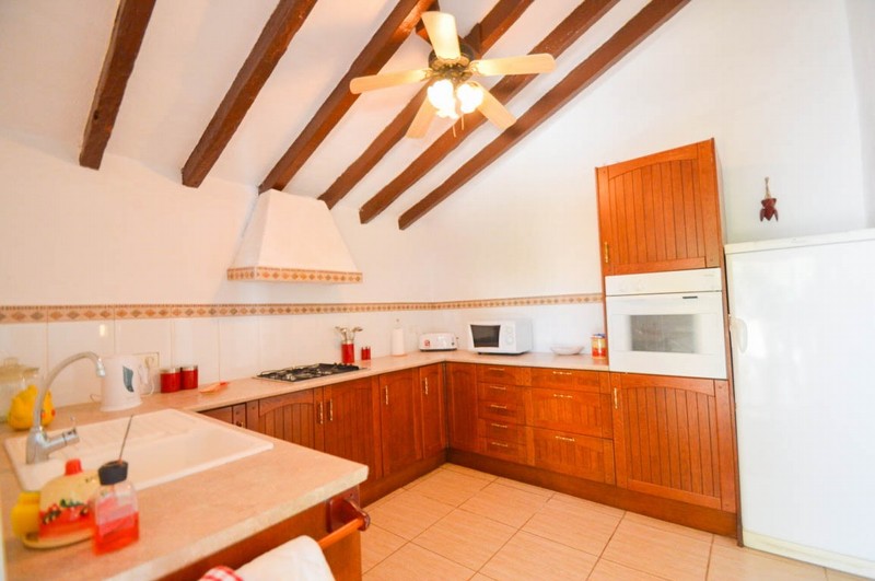 2 houses at Pizarra kitchen