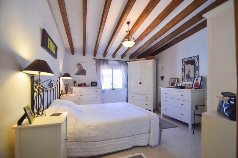 Houses at Pizarra bedroom