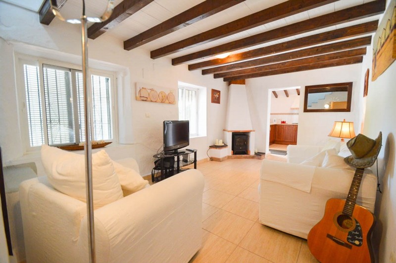 2 houses at Pizarra sitting room