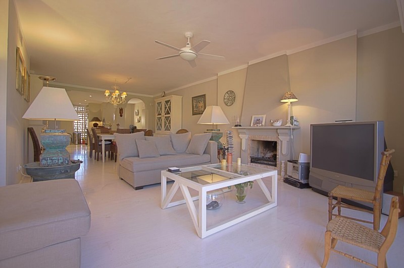 Cartuja del Golf living