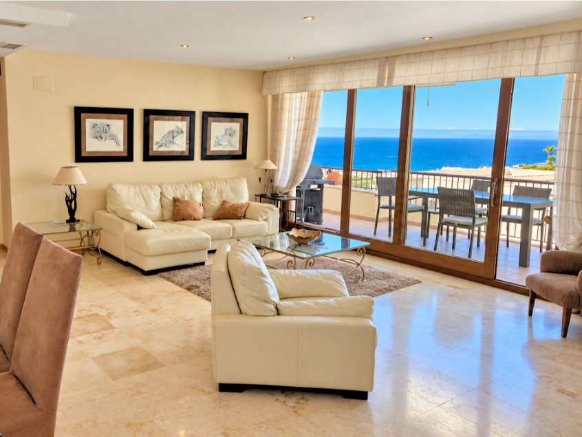 Meerblick, Las Lomas de los Monteros Wohnzimmer in Las Lomas de los Monteros mit Meerblick