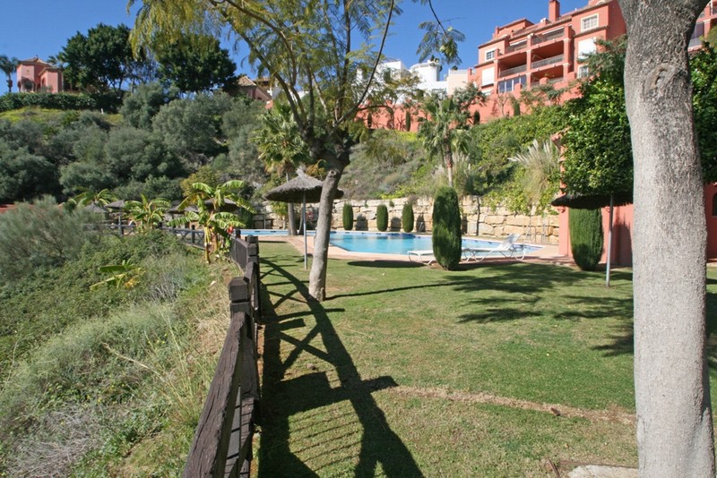 Monte Halcones Piscina Monte Hlacones Piscina