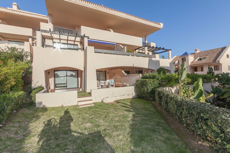 Cascadas de Calahonda Garden and terrace Cascadas de Calahonda Garden and terrace