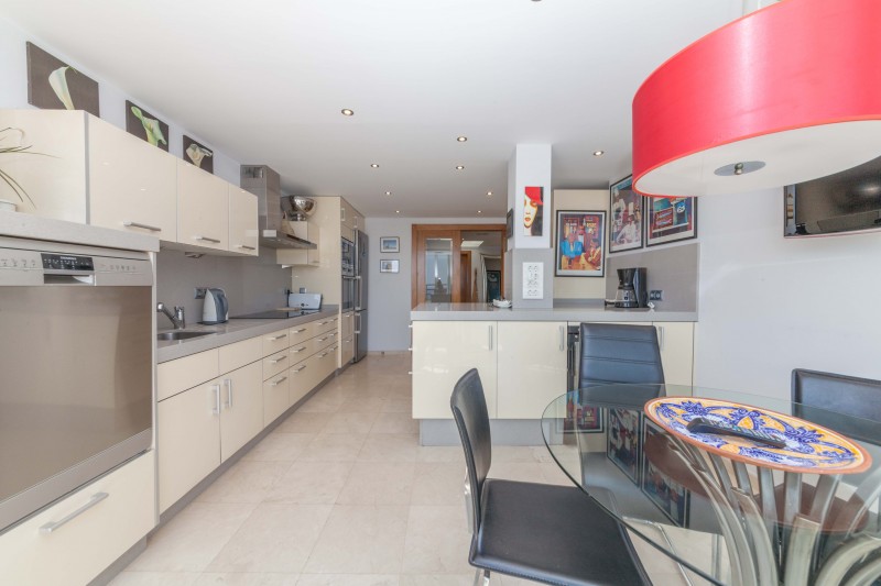 Fitted kitchen - Marbella Centre penthouse