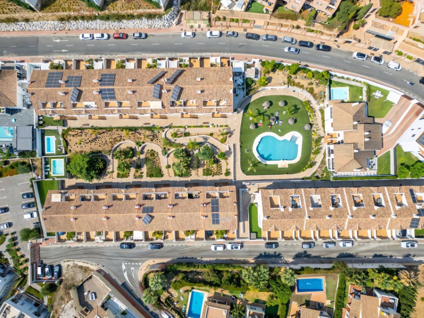 Townhouse in Riviera del Sol Mijas Costa on the Costa del Sol Exterior view of a 3 bedroom townhouse for sale in Riviera del Sol, Mijas Costa on the Costa del Sol