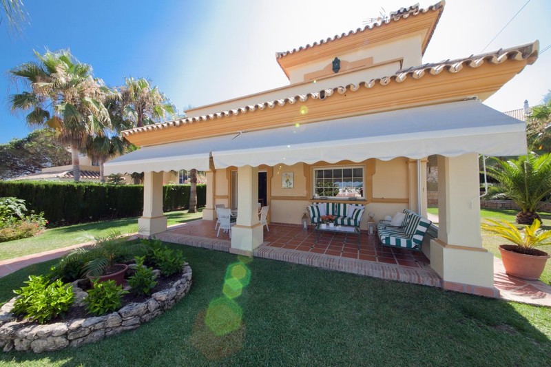 villa y jardín Villa y jardín