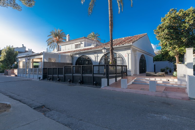 El Pilar - Immeuble Commercial El Pilar - Immeuble Commercial