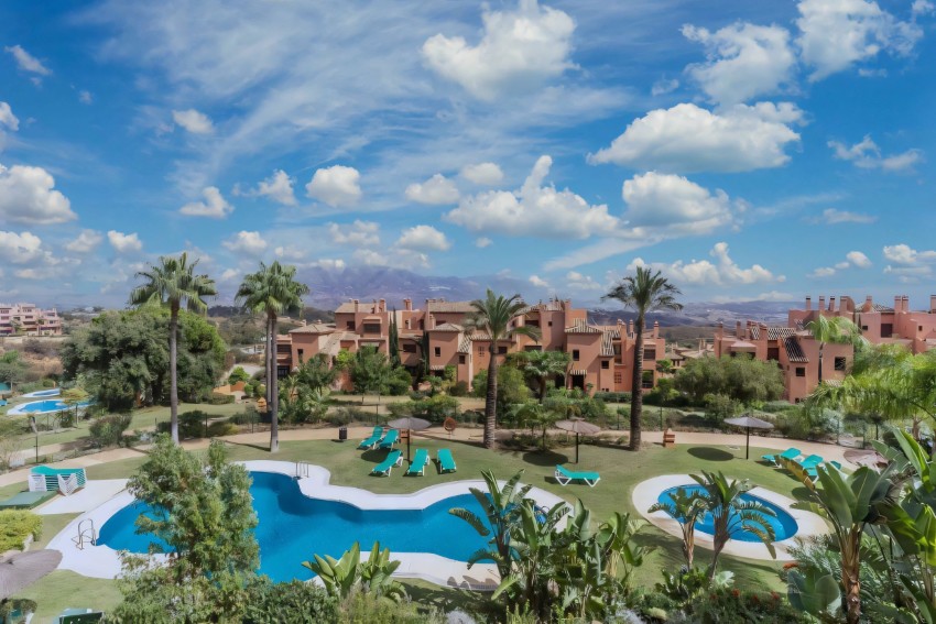 El Soto de Marbella La Mairena beaux jardins et piscines de El Soto de Marbella dans les collines de La Mairena