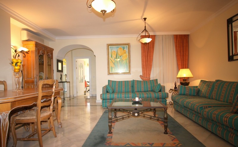 White pearl beach White pearl beach