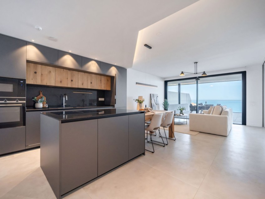 Appartement in Reserva del Higuerón, Fuengirola Algemeen uitzicht op een modern appartement in Reserva del Higuerón, Fuengirola.