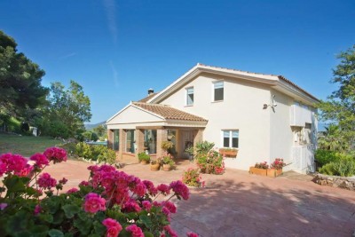 Villa med 4 sovrum, 4 badrum med fantastisk utsikt vid El Tejar, Alhaurin el Grande