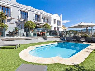 5-Schlafzimmer-Haus mit privatem Pool in La Heredia Benahavís