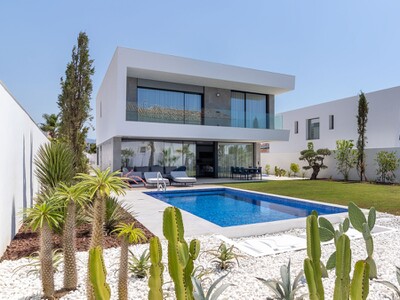 ND-R5047393 - Fristående villa till salu i San Pedro de Alcántara, Marbella, Málaga, Spanien