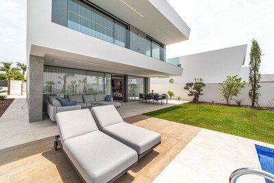 ND-R5047393 - Detached Villa For sale in San Pedro de Alcántara, Marbella, Málaga, Spain