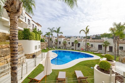 ND-R5049157 - Maison mitoyenne for sale in Valle Romano, Estepona, Málaga, L'Espagne