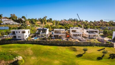 ND-R4325809 - Fristående villa till salu i New Golden Mile, Estepona, Málaga, Spanien