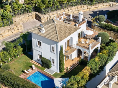 Renovated 4 Bedroom Villa for Sale at La Resina Golf on the New Golden Mile Estepona Costa del Sol
