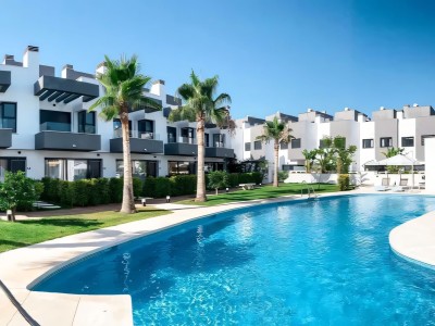 Radhus med 3 eller 4 sovrum till salu i Residencial Vistamar, Torreblanca, Fuengirola, Costa del Sol