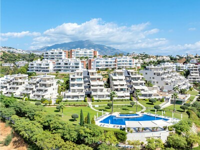Apartamento de lujo de 3 dormitorios en venta en Los Arrayanes Golf Benahavís Costa del Sol