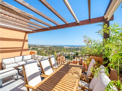 Renoverad 3 sovrum takvaning till salu i Les Belvederes, Nueva Andalucia, Marbella Golf Valley