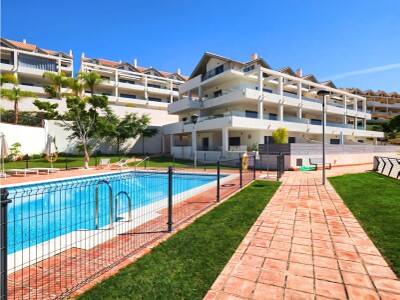 Lägenhet med två sovrum till salu i Ocean Hills nära Selwo, New Golden Mile, Estepona, Costa del Sol