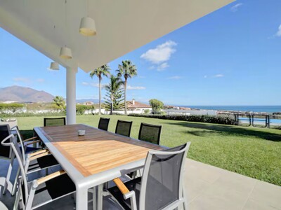 6 bedroom country house with guest apartment near Manilva on the Costa del Sol