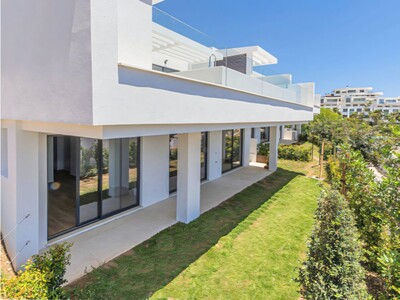 Newly built 5 bedroom villa close to Benalmádena Pueblo on the Costa del Sol