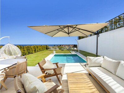 Newly built 4 bedroom furnished townhouse for sale in Azure Estepona New Golden Mile on the Costa del Sol