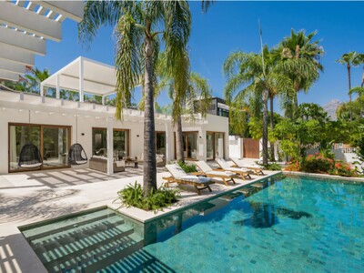 Luxury Renovated Villa for Sale in Las Brisas, Nueva Andalucía, Marbella Golf Valley