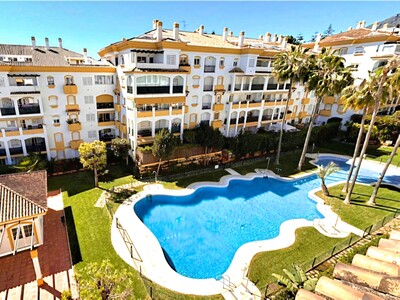 Takvåning i etage med 4 sovrum till salu i Costa Nagüeles I på Marbellas Golden Mile