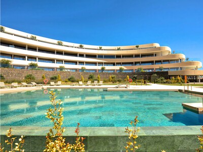 Fully Furnished Two-Bedroom Luxury Apartment for Sale in South Residences, El Higueron, Fuengirola