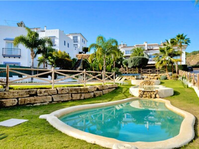 Furnished Two-bedroom penthouse for sale in Paraíso Pueblo, Paraíso Alto, Benahavís.