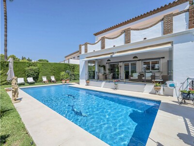 Detached family villa for sale in Mijas Costa on the Costa del Sol