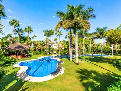 2-slaapkamer tuinappartement te koop in Las Mimosas de Puerto Banús, Marbella