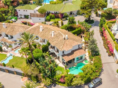 3-bedroom villa for sale in Ancon Sierra, Las Lomas de Marbella Club, Golden Mile, Marbella