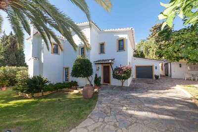 EXCLUSIVE VILLA IN GUADALMINA GOLF – SEASONAL RENTAL

Available from 10 October 2026 to 31 May 2027