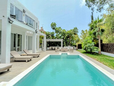 4-bedroom family villa for sale in Nueva Andalucía, Marbella