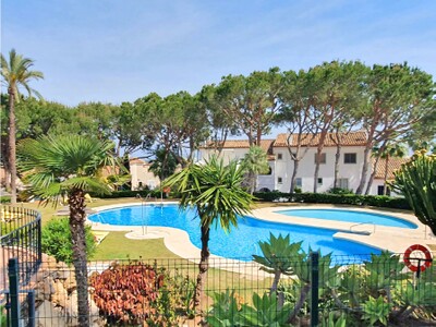 2-bedroom furnished penthouse for sale in Balcon de Benavista, El Paraiso, Estepona
