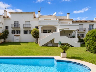 4-bedroom townhouse for sale in Jardines de Andalucía, Nueva Andalucía