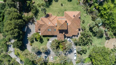 Finca privada en venta en Mijas Costa con una gran Villa con establos en una parcela de 36.000 m2