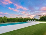 Golden Mile Luxury Villa_16