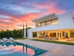 Golden Mile Luxury Villa_15