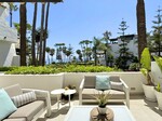 Puento Romano Beach Resort Japanese gard (11)