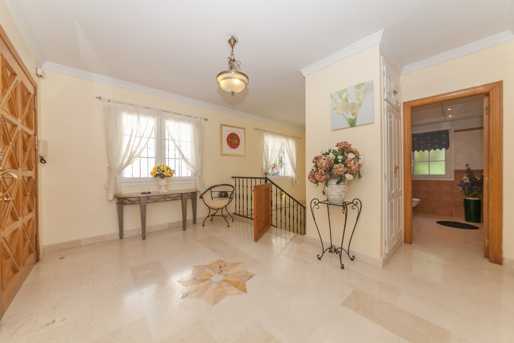 Entrance Elviria Sea View Villa-1