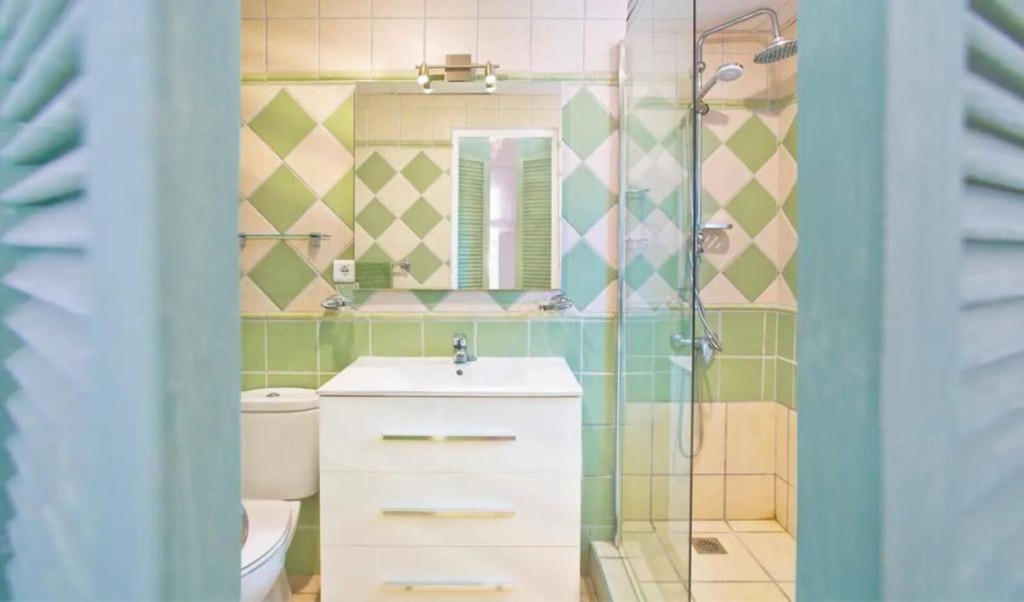 19-d0ed7da2012a09046d307c195d98e7d6