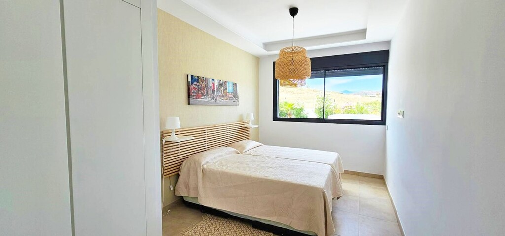 8-e64a9055bba3e77ac8aca3b893cdf826