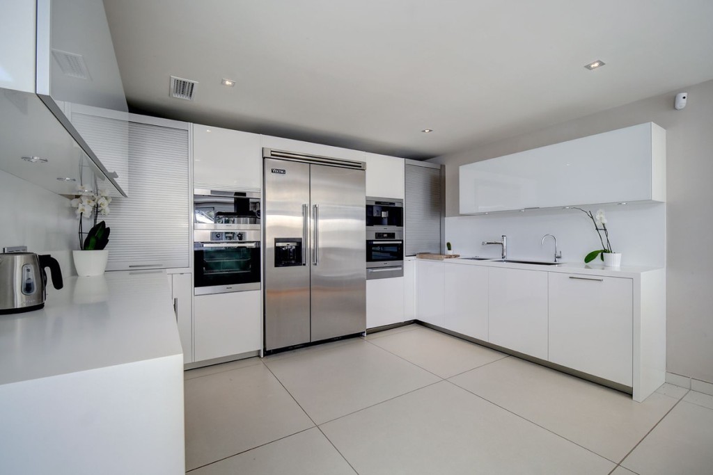 22-bcf8e6250e0bab365f900a8ac31ac040